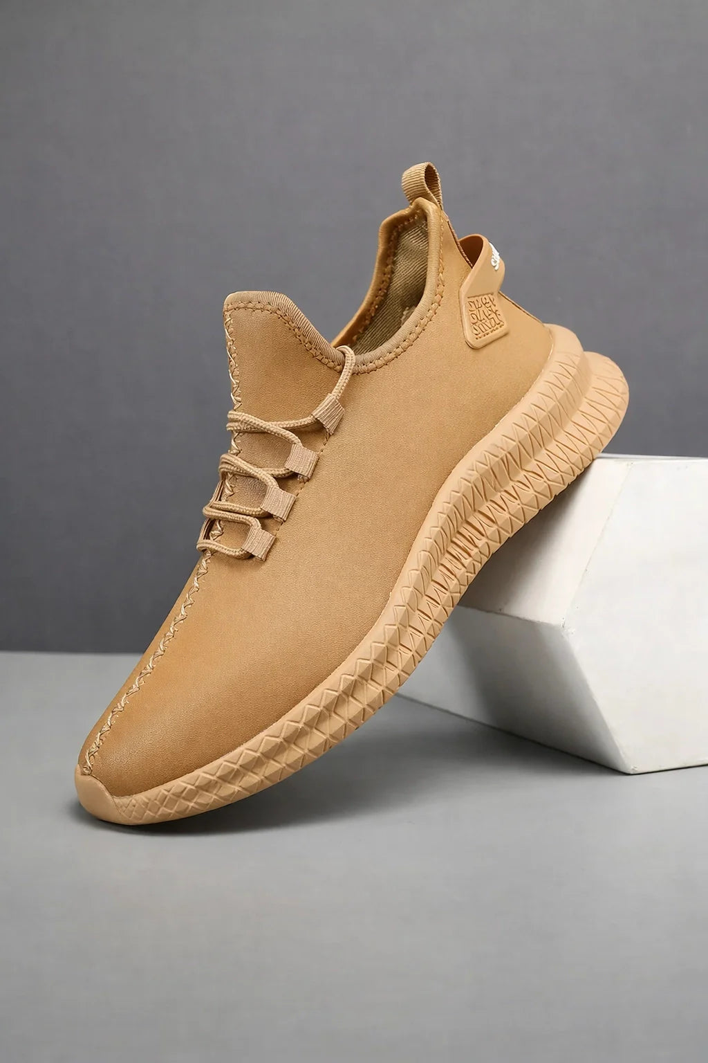 ElevateFlex Casual Sneakers