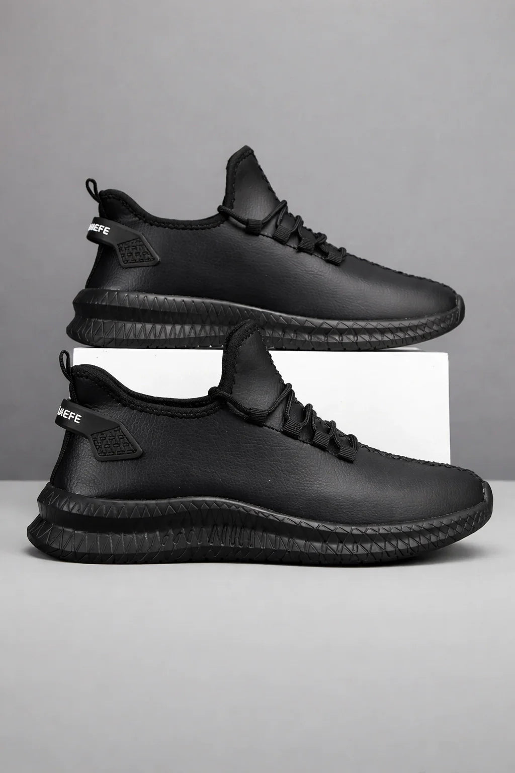 ElevateFlex Casual Sneakers