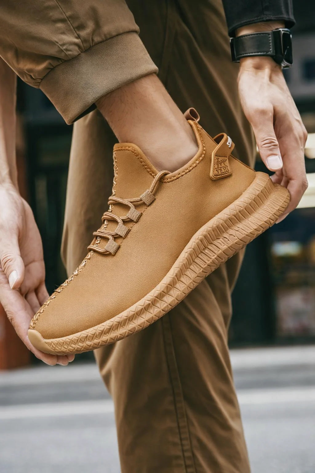 ElevateFlex Casual Sneakers