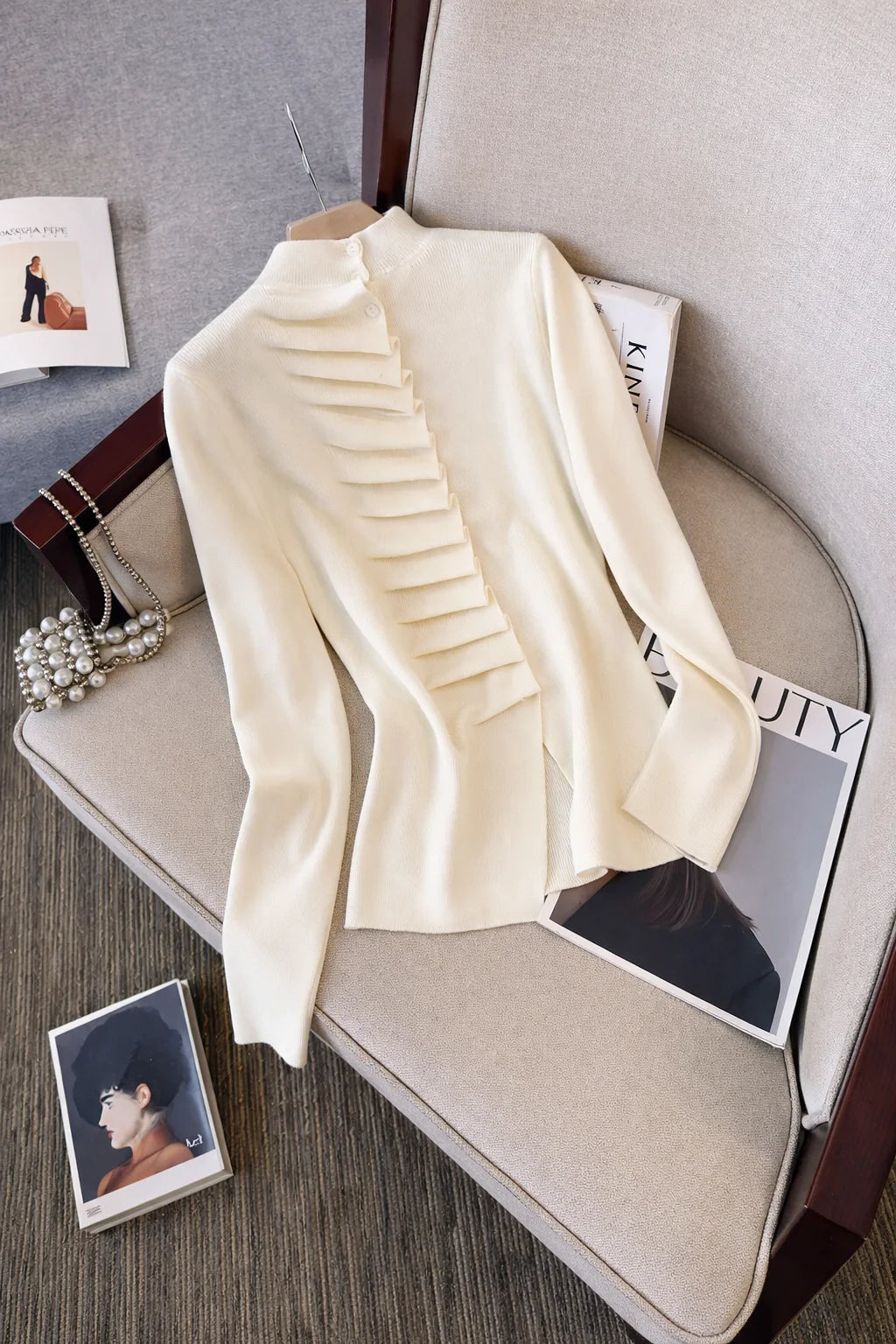 Half Turtleneck Pleated Knit