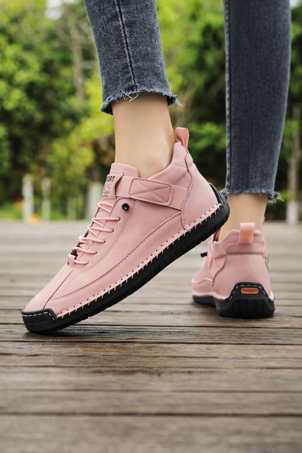 Serafina Leather Sneakers