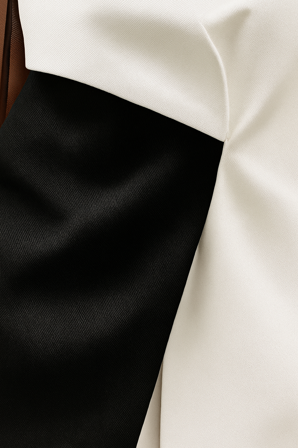 Contrast Color Asymmetric Vest